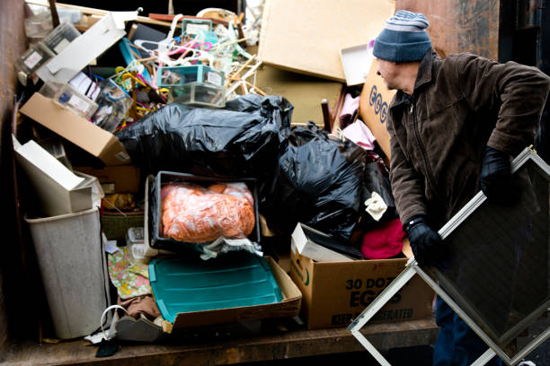 Best Construction Debris Removal  in Fredonia, KS